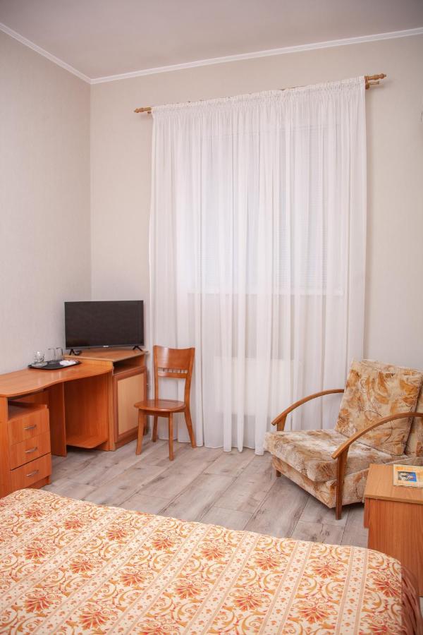 Hotel Piligrim 3 Mykolaiv Exterior foto