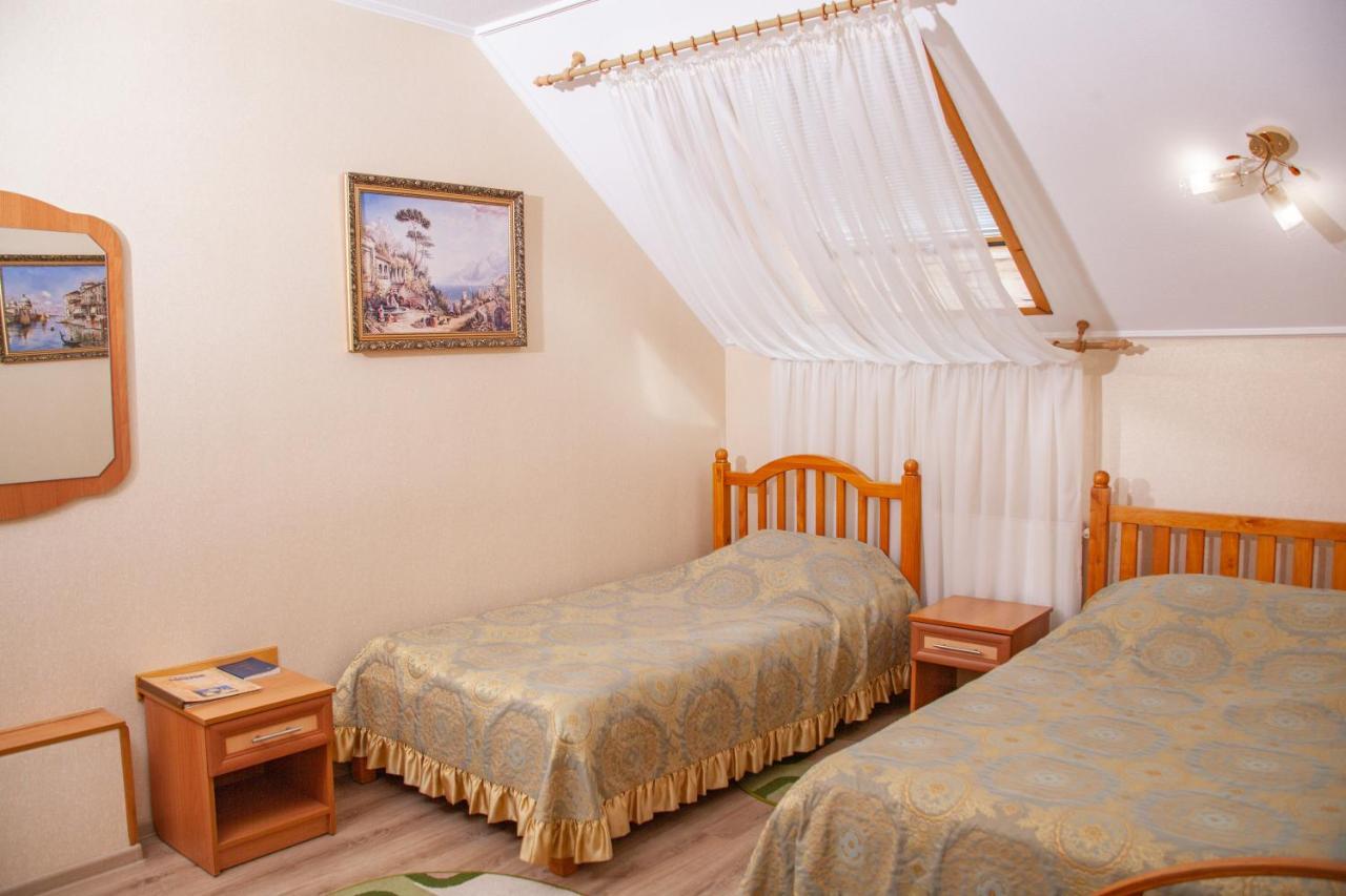 Hotel Piligrim 3 Mykolaiv Exterior foto