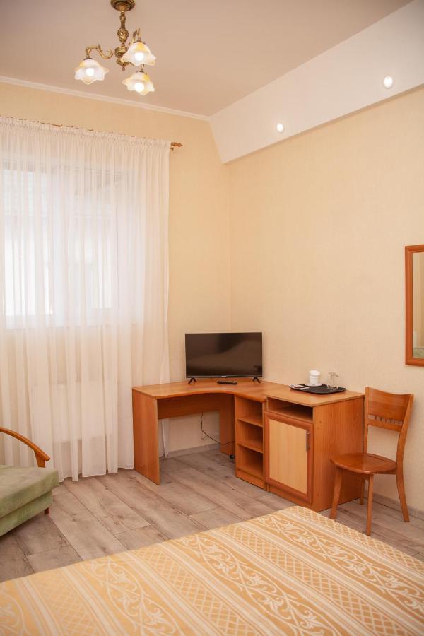 Hotel Piligrim 3 Mykolaiv Exterior foto